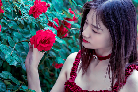 黄仁勋首次出席链博会 专家：中美经贸“链”仍十分密切